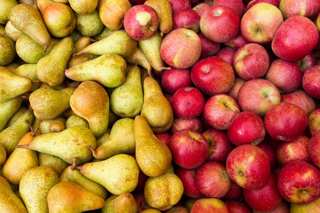 Fruit and Veg Apples and Pears shutterstock_219503161